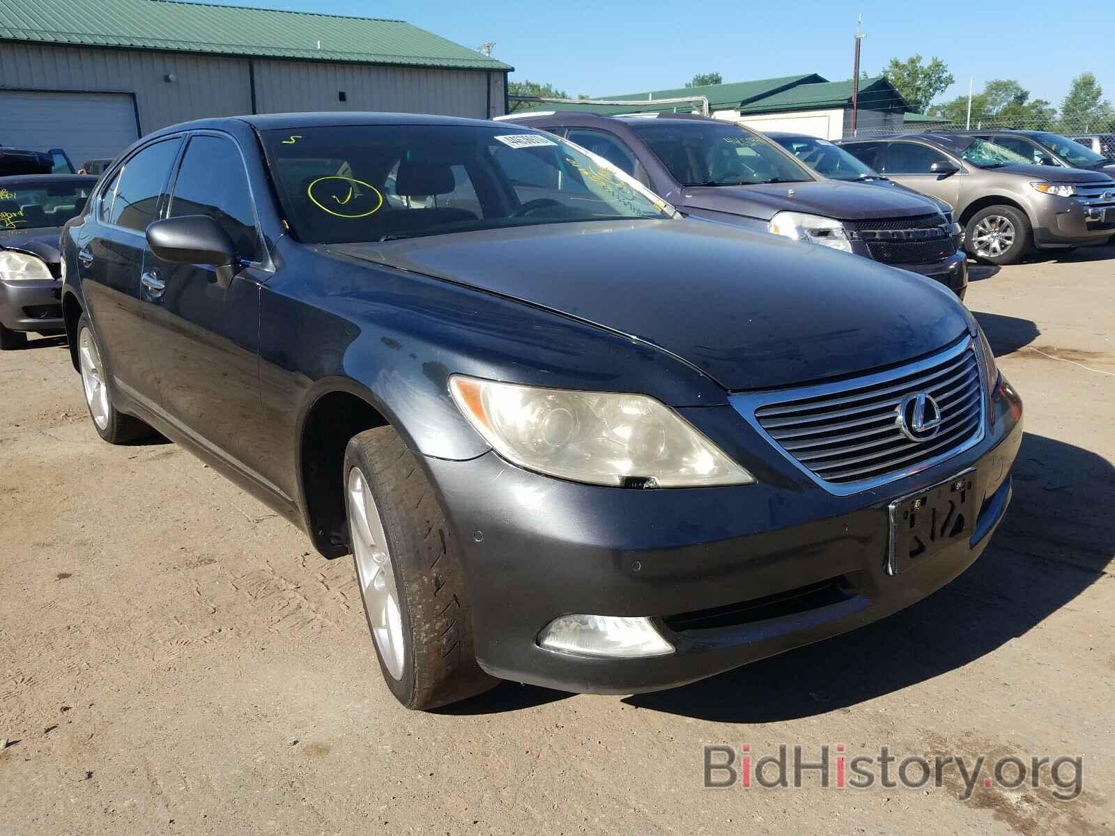 Photo JTHGL46F375006444 - LEXUS LS460 2007