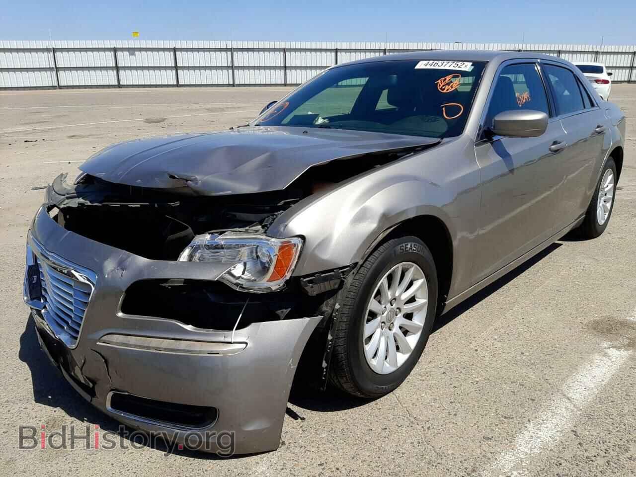 2014 CHRYSLER 300 - VIN: 2C3CCAAG8EH200086 - Фото 2