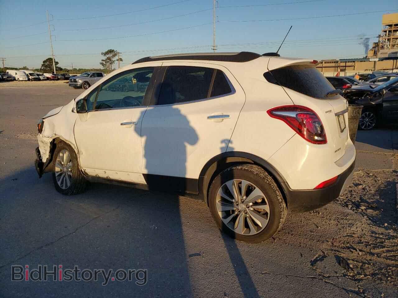 2018 BUICK ENCORE - VIN: KL4CJASB3JB506744 - Photo 2