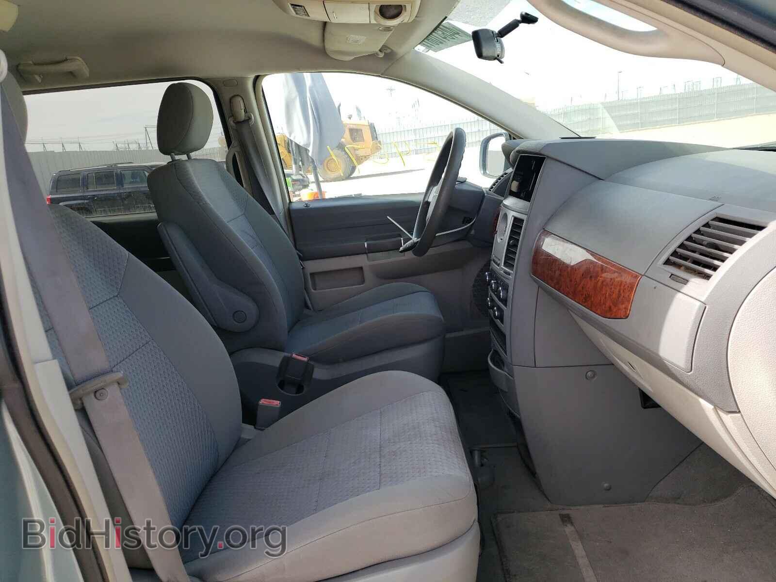 2009 CHRYSLER MINIVAN - VIN: 2A8HR44EX9R527626 - Фото 5