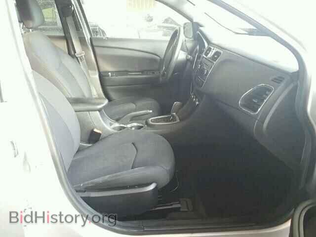2012 CHRYSLER 200 - VIN: 1C3CCBAB4CN320112 - Photo 5