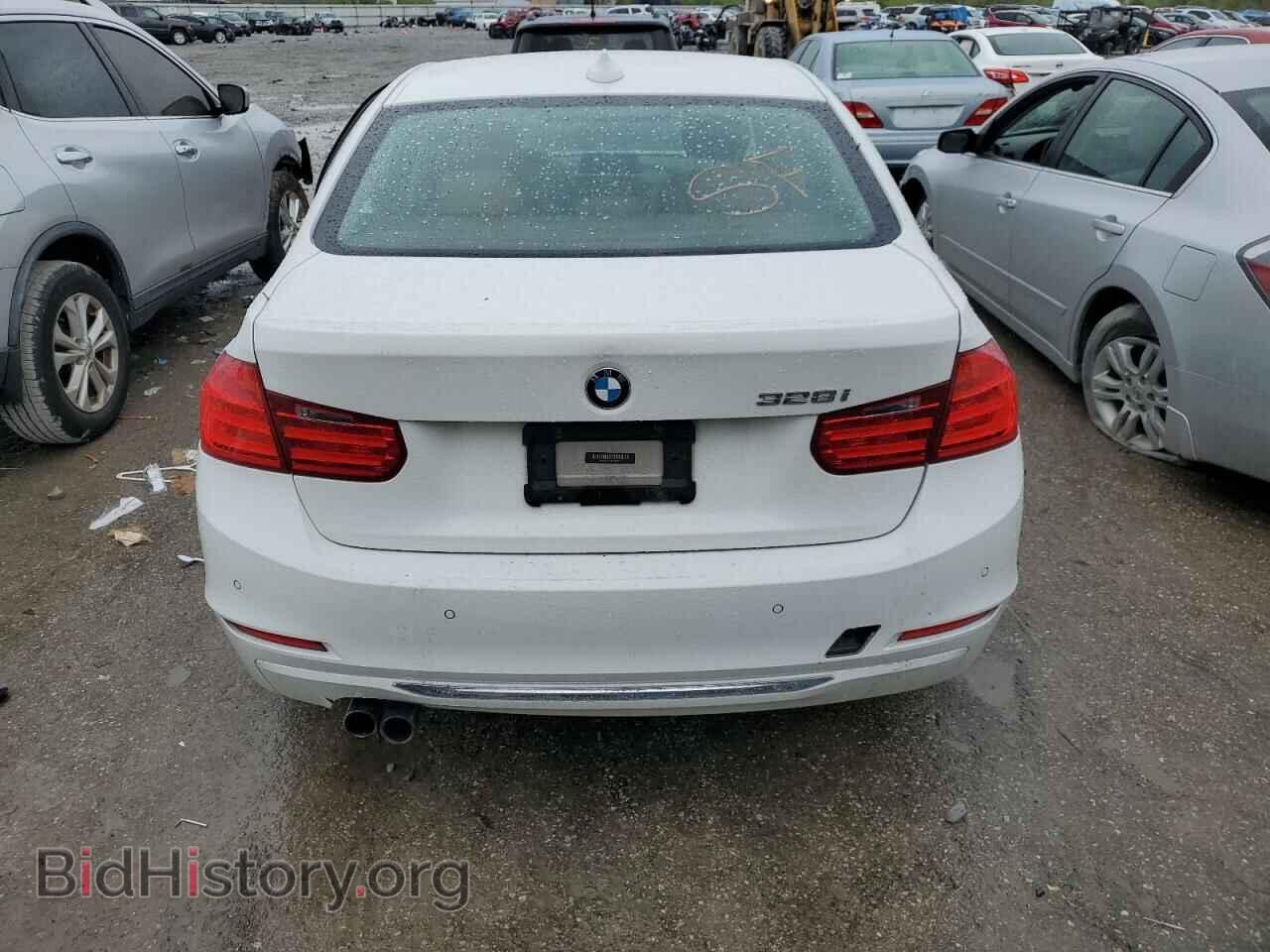 2012 BMW 3 SERIES - VIN: WBA3A5C54CF347375 - Photo 6