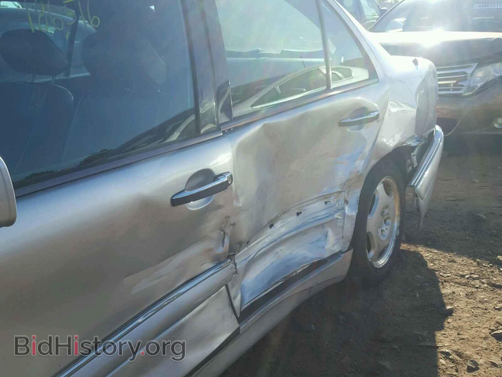1996 MERCEDES-BENZ E 320 - VIN: WDBJF55FXTJ010044 - Photo 9
