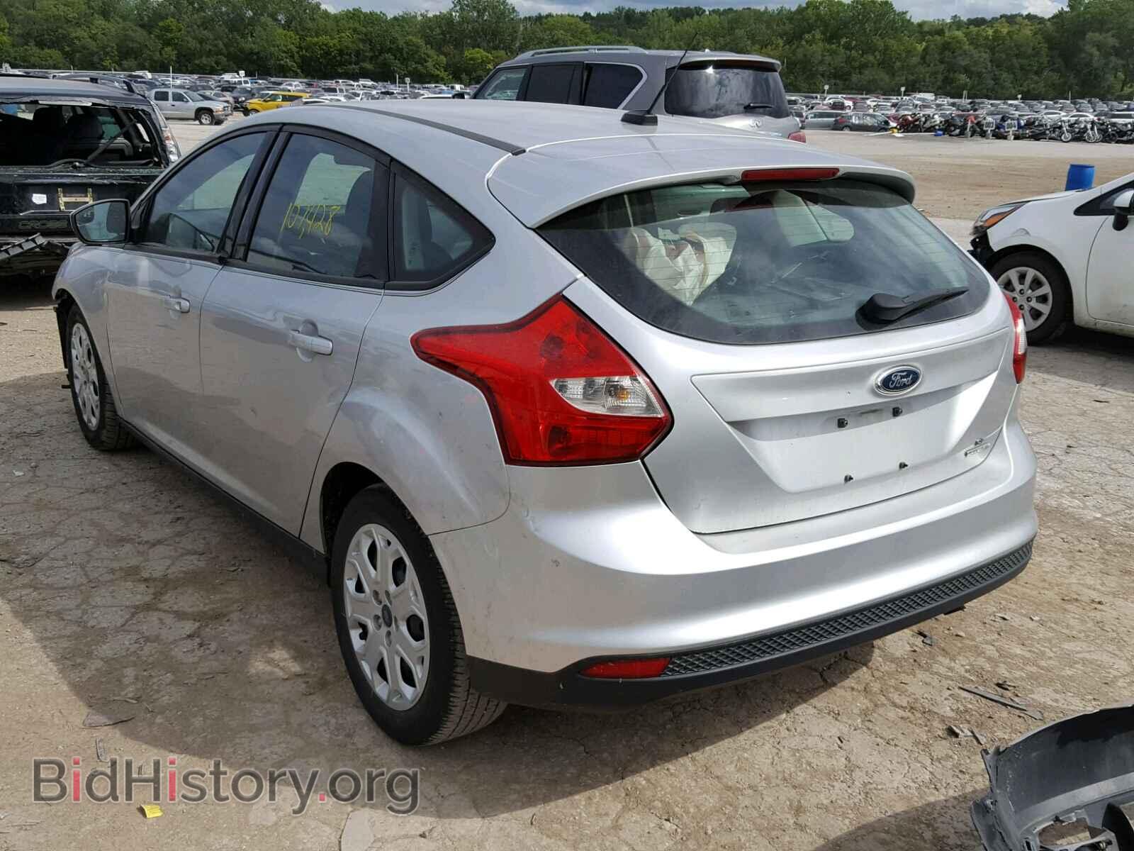 2012 Ford FOCUS (VIN 1FAHP3K23CL476752) — photo 3 of 10