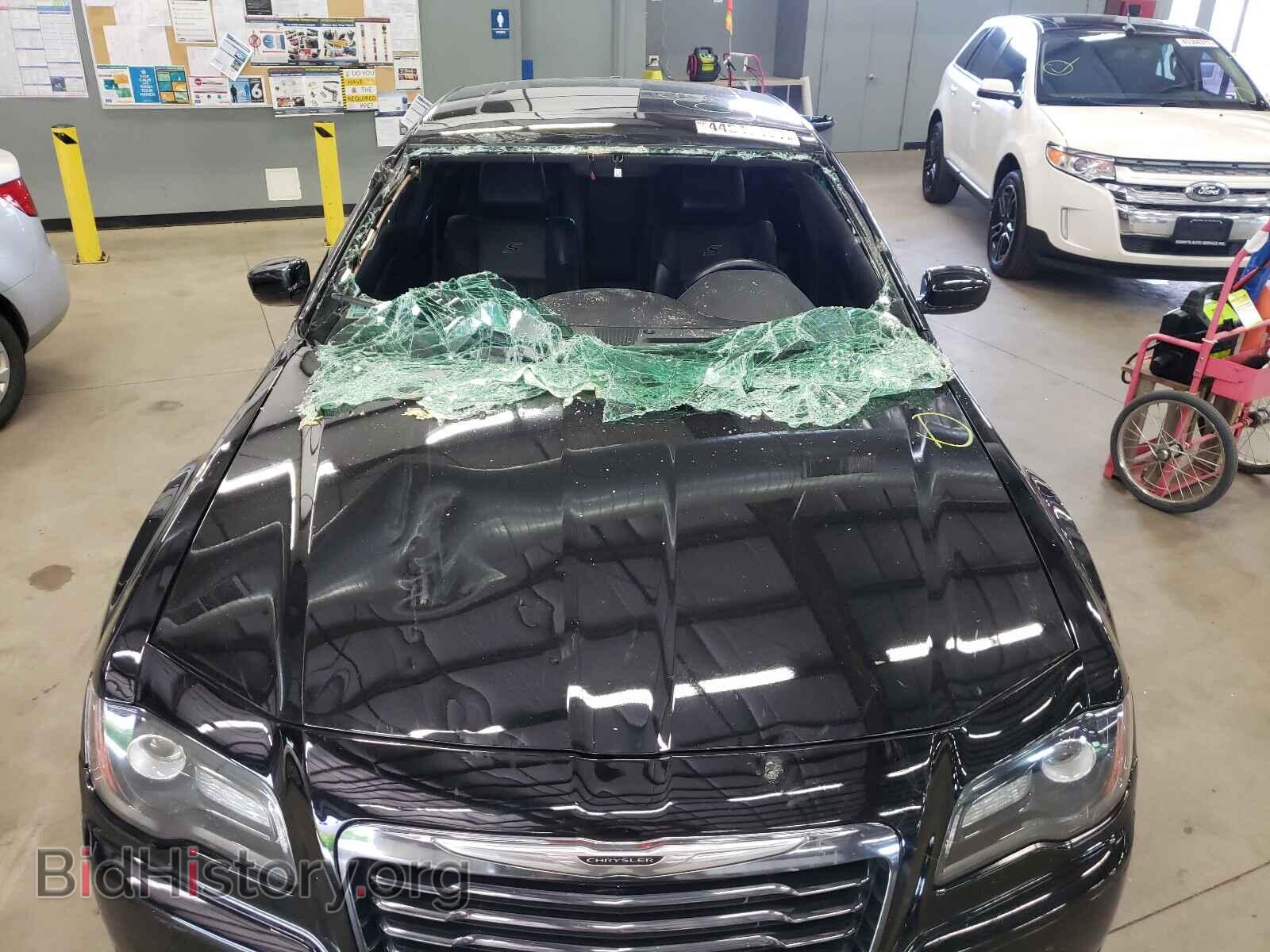 2014 CHRYSLER 300 - VIN: 2C3CCAGG6EH297814 - Фото 9