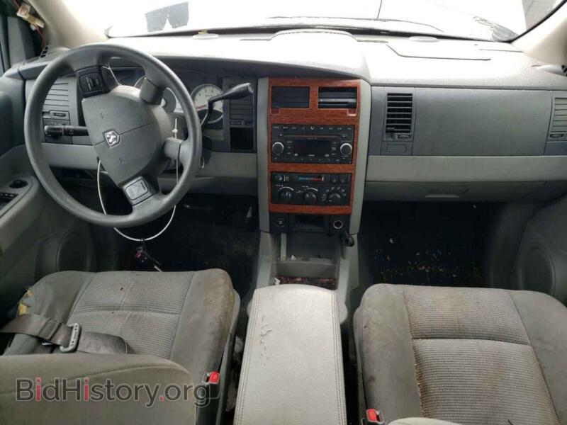 2008 Dodge DURANGO (VIN 1D8HB48N78F139704) — photo 8 of 12