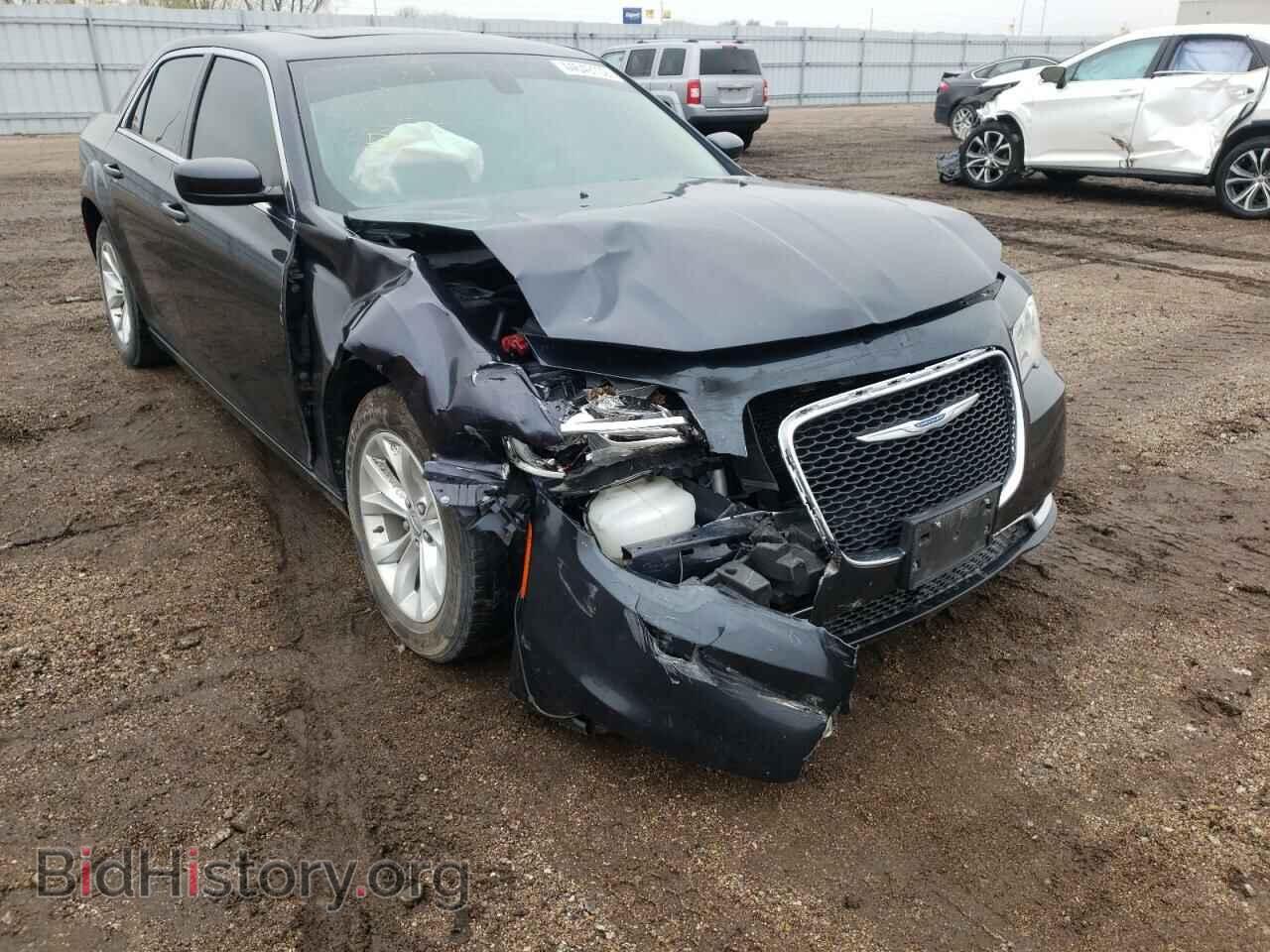 2016 CHRYSLER 300 - VIN: 2C3CCAAG8GH123738 - Фото 9
