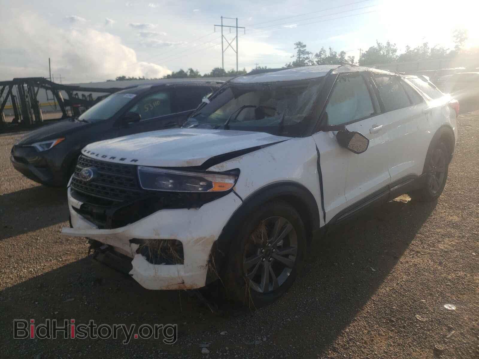 2021 FORD EXPLORER - VIN: 1FMSK7DH0MGB59685 - Photo 2