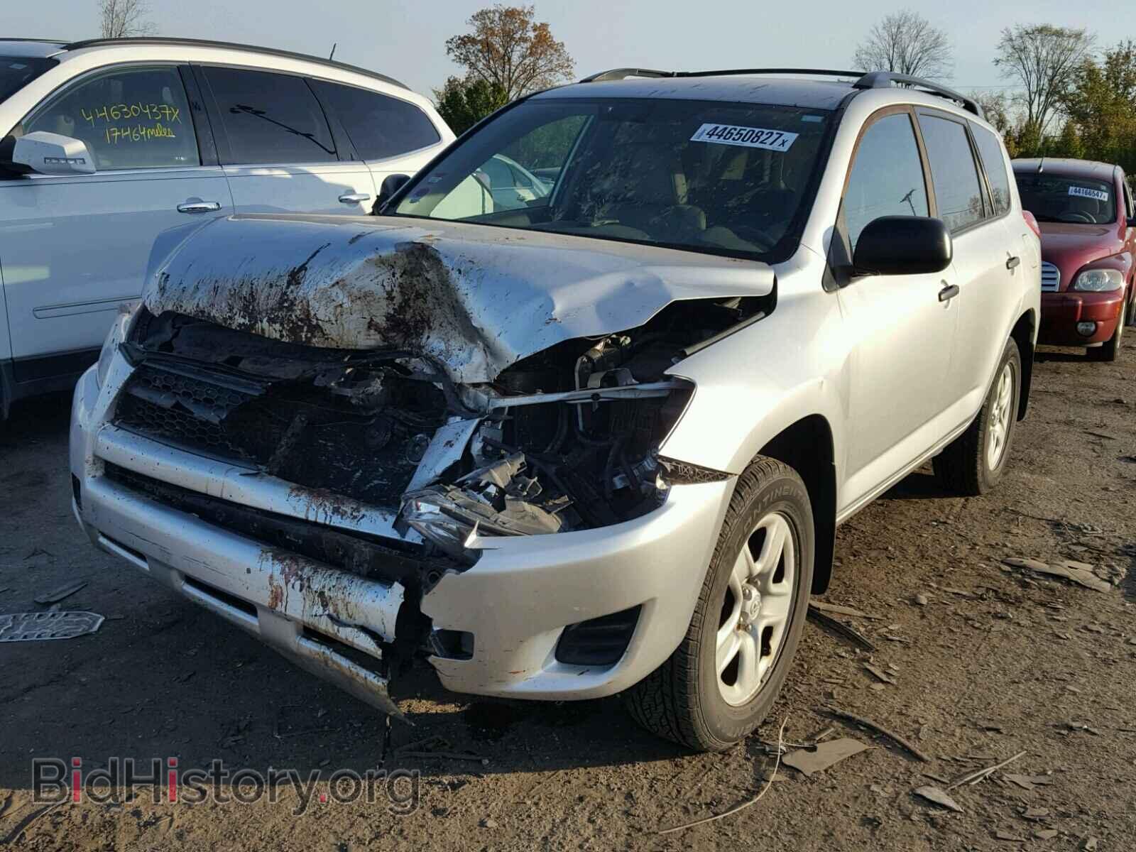 2011 TOYOTA RAV4 - VIN: 2T3BF4DV1BW104662 - Фото 2