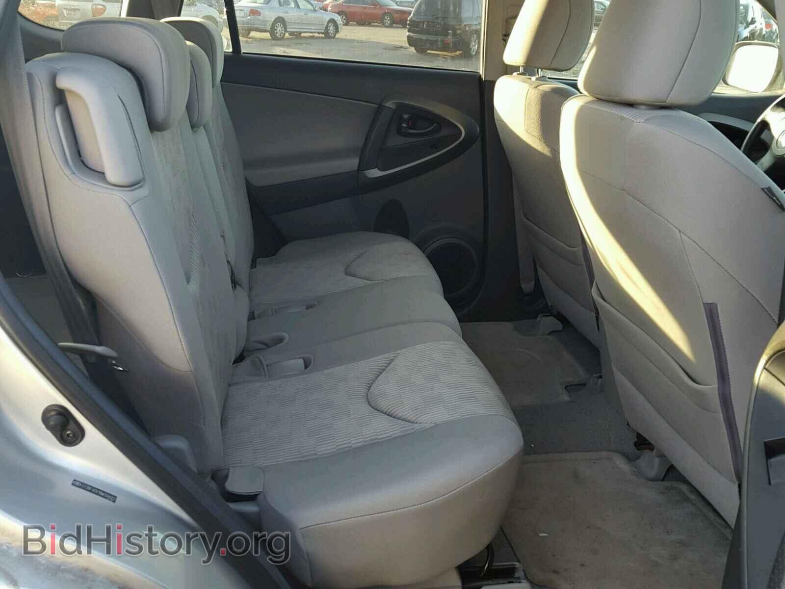 2011 TOYOTA RAV4 - VIN: 2T3BF4DV1BW104662 - Фото 6