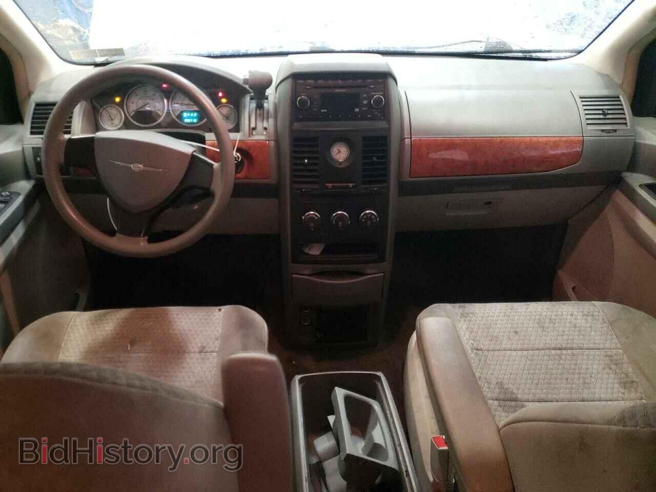 2008 CHRYSLER MINIVAN - VIN: 2A8HR44H88R740308 - Фото 8