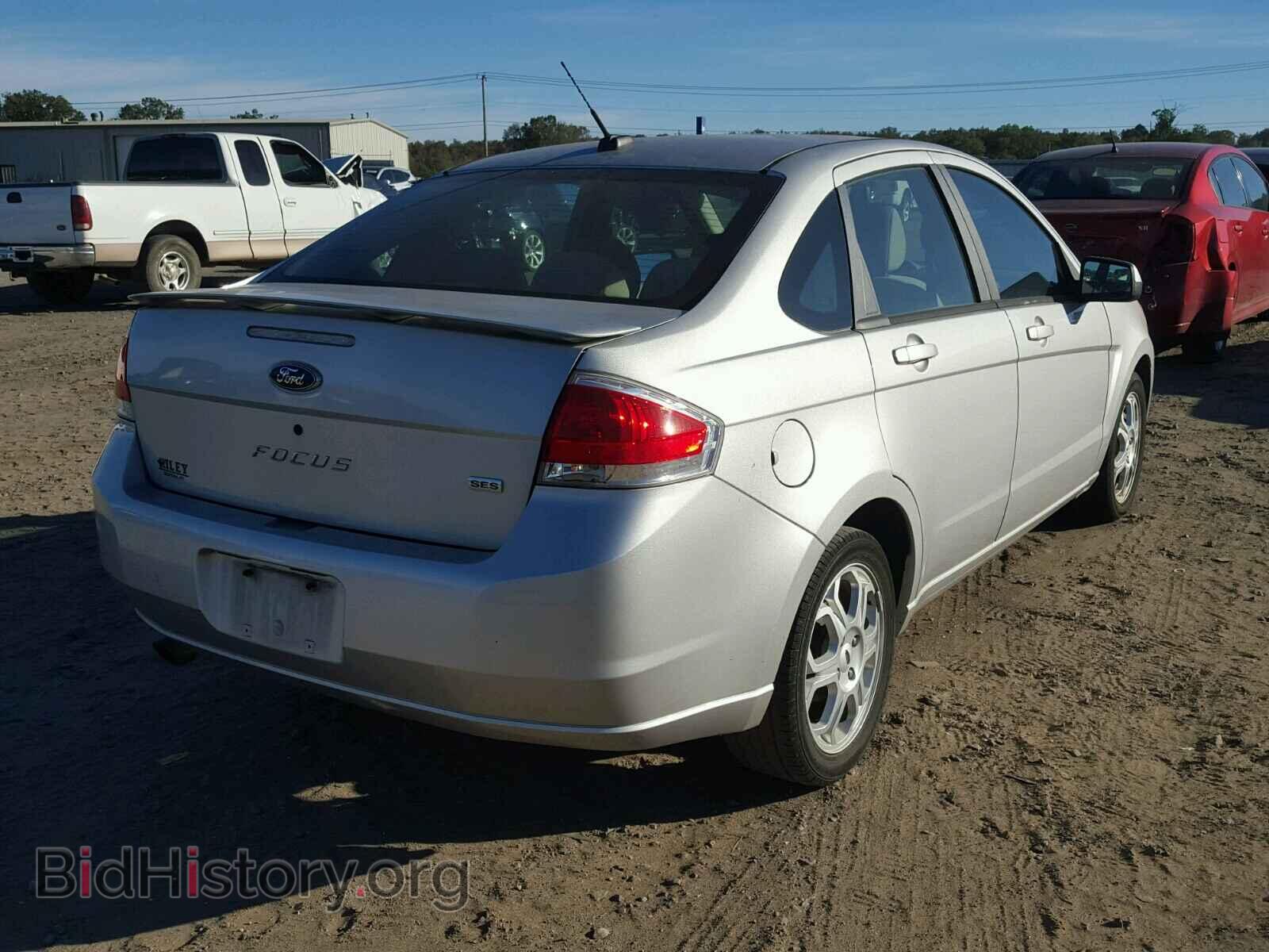 2009 FORD FOCUS - VIN: 1FAHP36N69W208581 - Фото 4