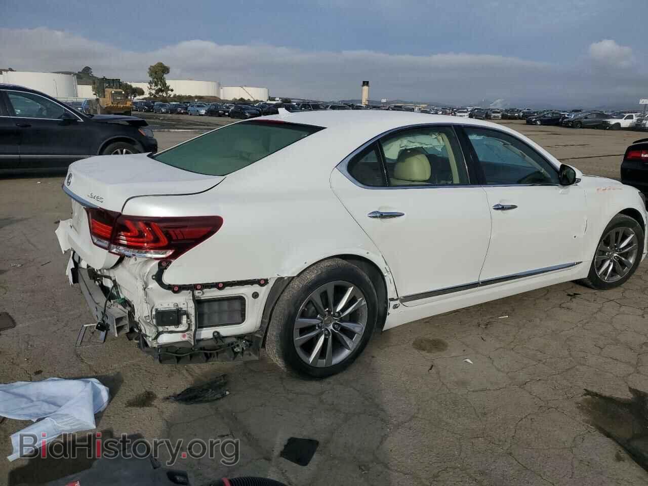 2013 LEXUS LS460 - VIN: JTHBL5EF1D5122111 - Photo 3