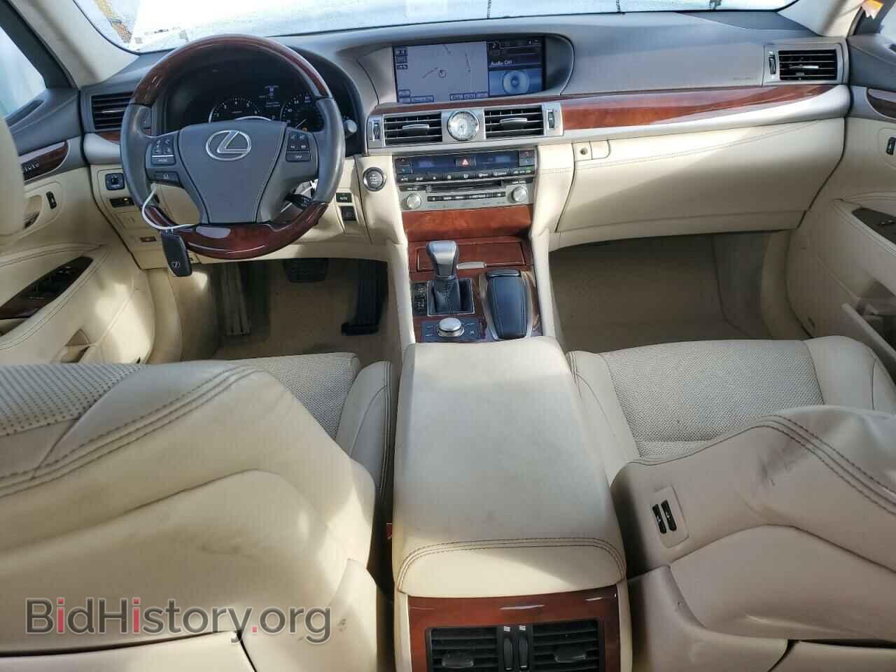 2013 LEXUS LS460 - VIN: JTHBL5EF1D5122111 - Photo 8