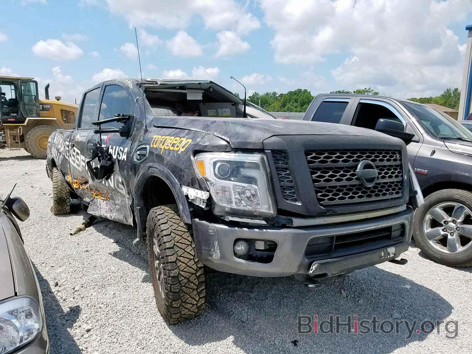 Photo 1N6BA1F49HN528976 - NISSAN TITAN XD S 2017