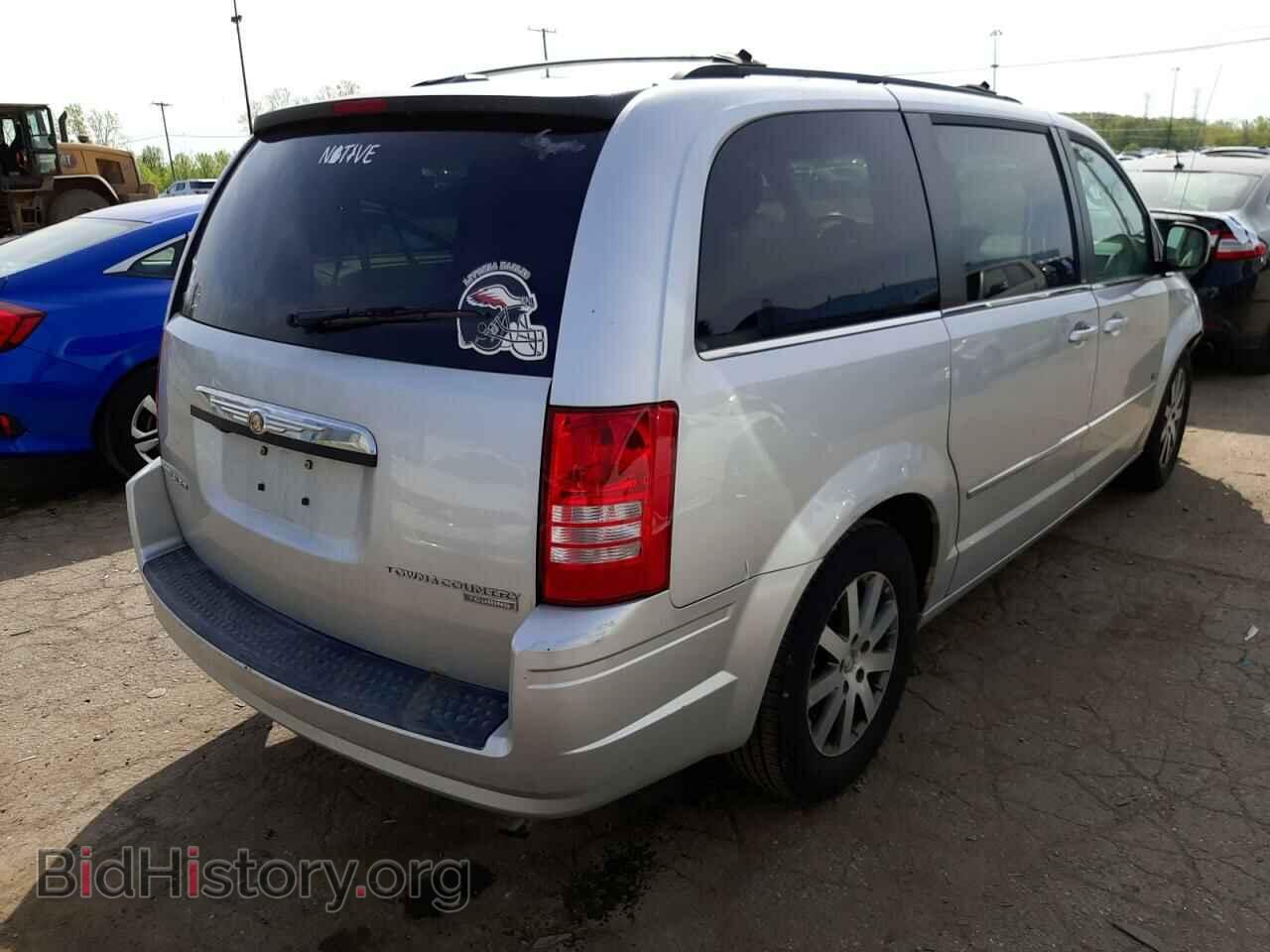 2009 CHRYSLER MINIVAN - VIN: 2A8HR54149R642287 - Фото 4