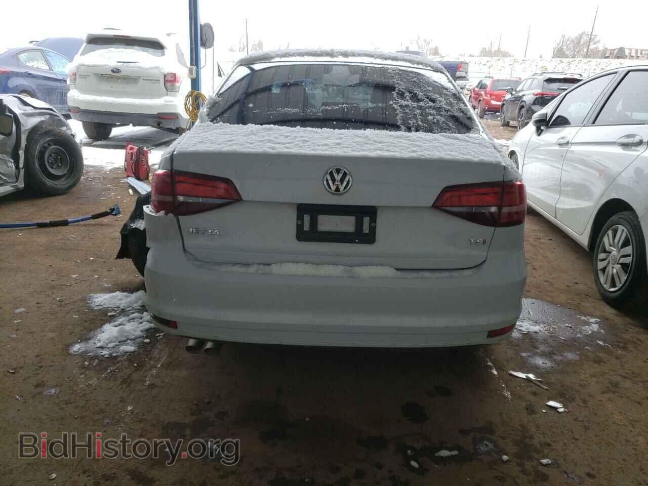 2018 VOLKSWAGEN JETTA - VIN: 3VW2B7AJXJM217599 - Фото 6