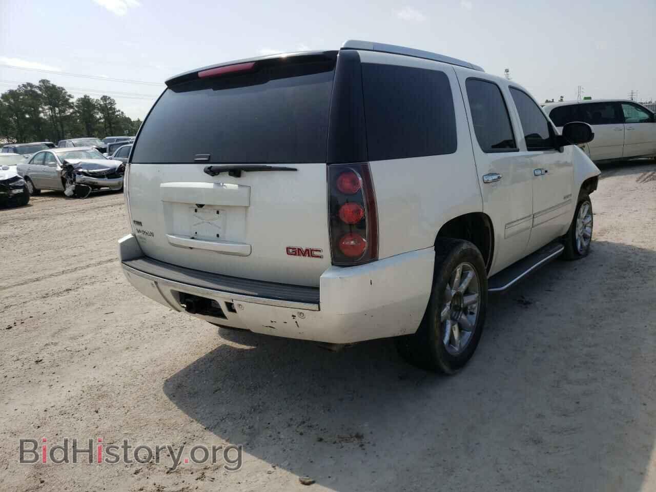 2011 GMC YUKON - VIN: 1GKS1EEF0BR298505 - Фото 4