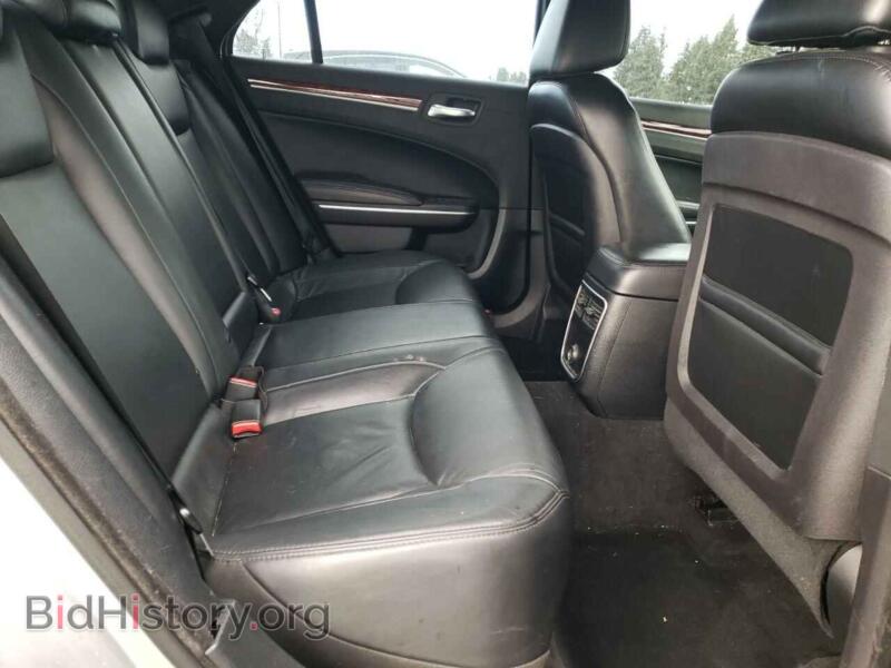 2012 Chrysler 300 (VIN 2C3CCACG7CH210375) — photo 10 of 12