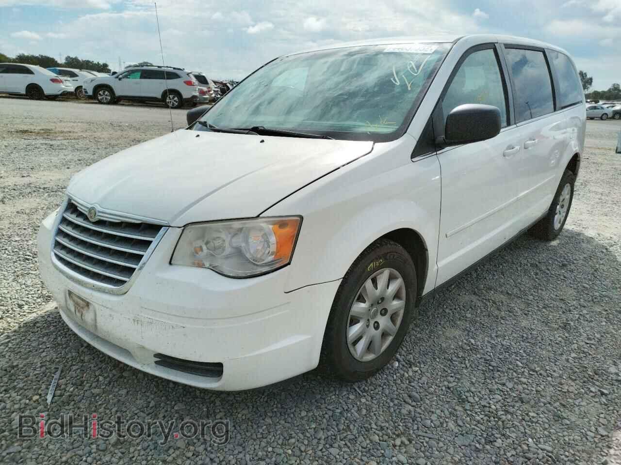 2009 CHRYSLER MINIVAN - VIN: 2A8HR44E59R570044 - Photo 2