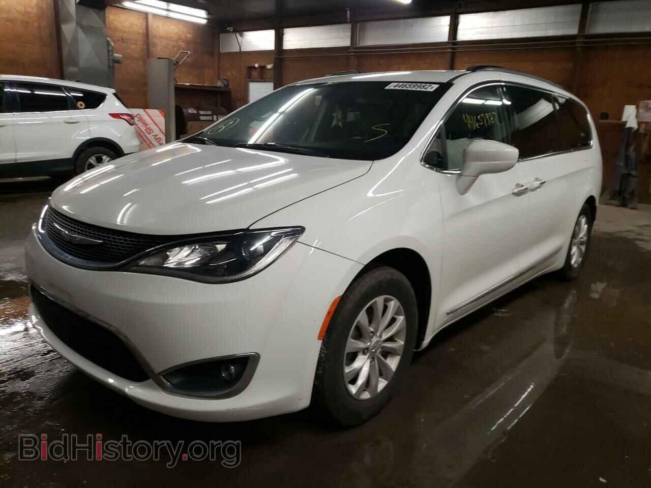 2017 CHRYSLER PACIFICA - VIN: 2C4RC1BG7HR794396 - Photo 2