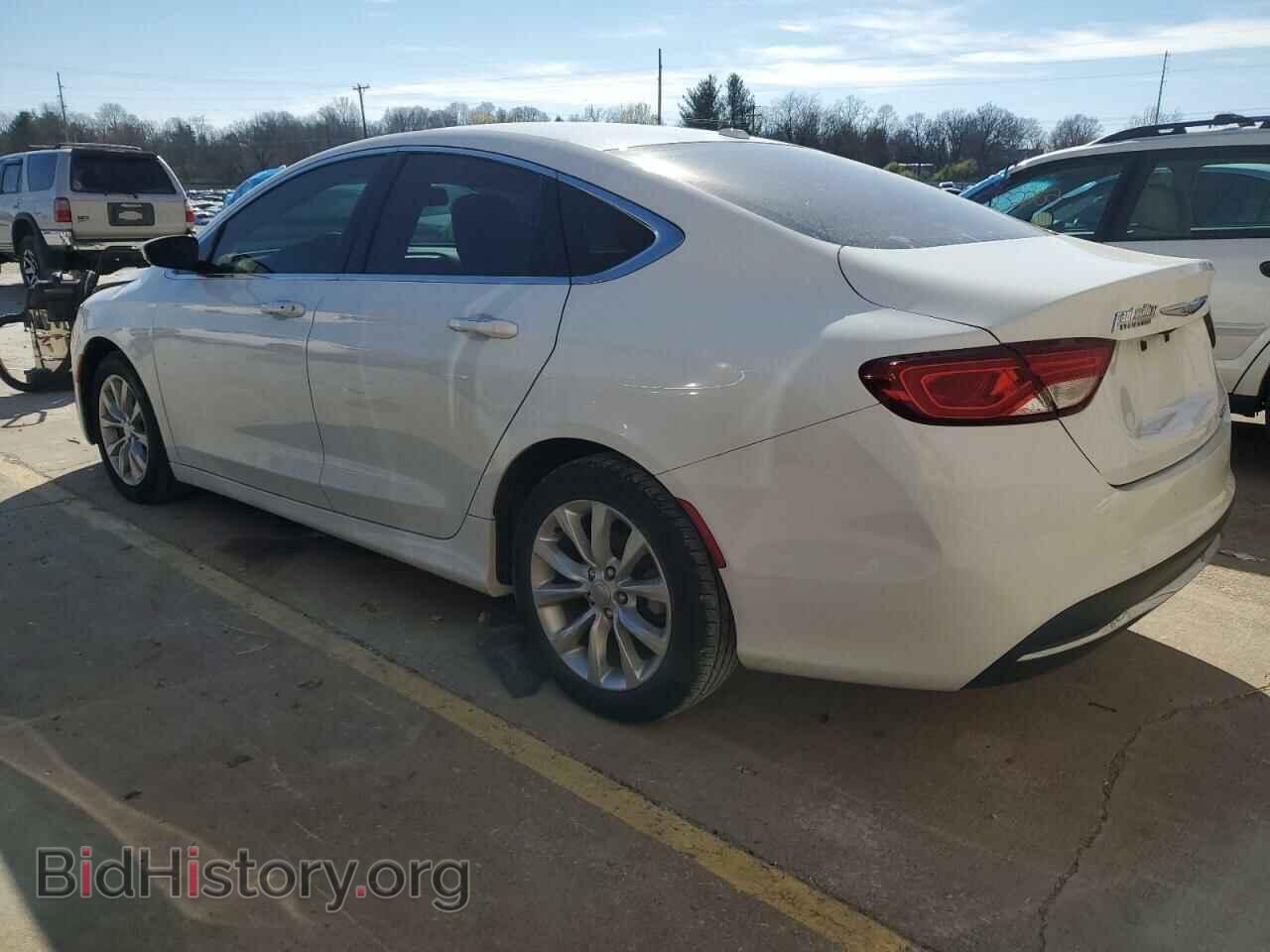 2015 CHRYSLER 200 - VIN: 1C3CCCCB2FN577664 - Фото 2