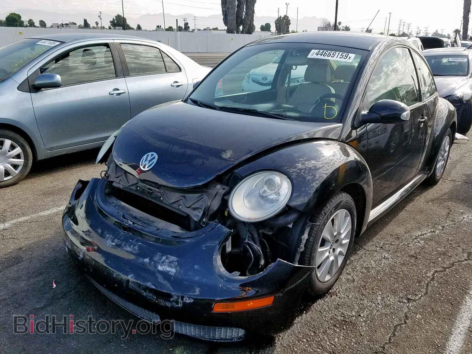 2009 VOLKSWAGEN BEETLE - VIN: 3VWPW31C39M509143 - Фото 2