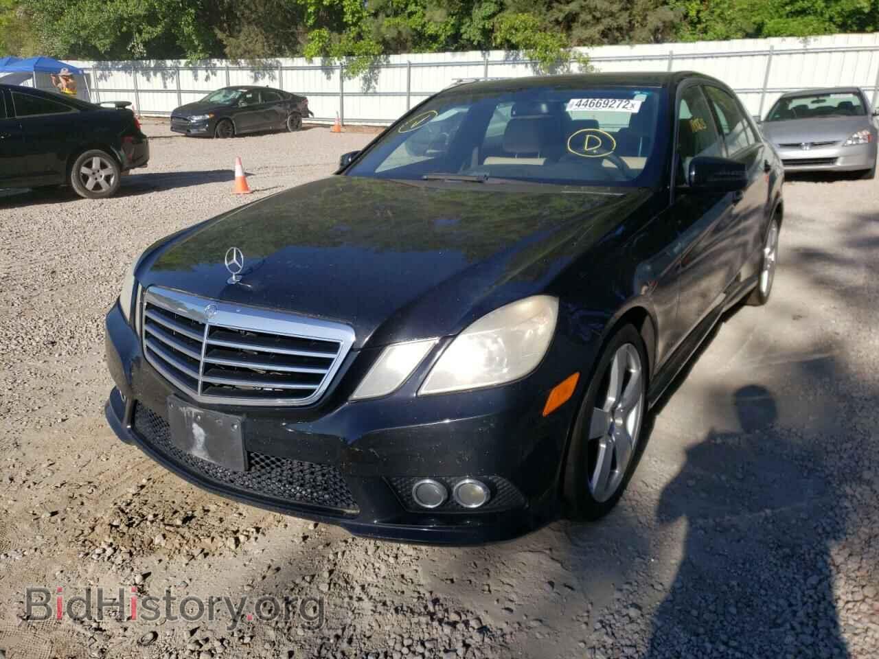 2010 MERCEDES-BENZ E-CLASS - VIN: WDDHF8HB3AA060622 - Фото 2