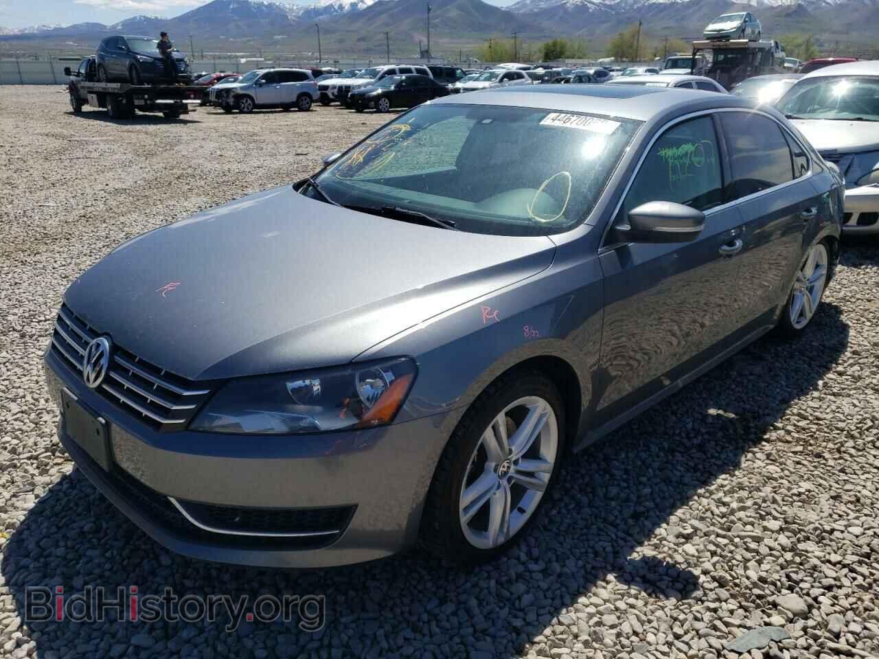2015 VOLKSWAGEN PASSAT - VIN: 1VWBV7A32FC102738 - Фото 2