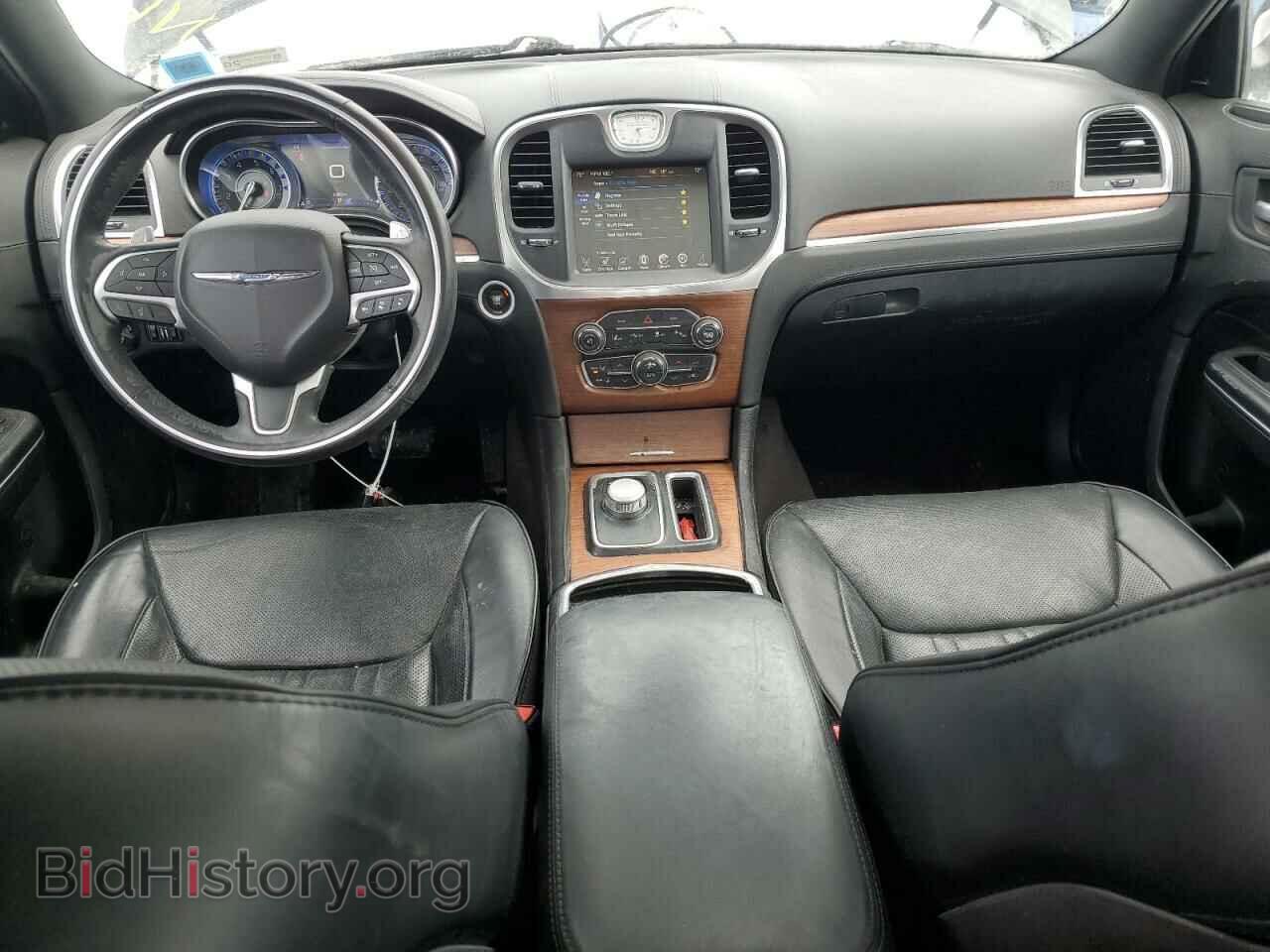 2016 CHRYSLER 300 - VIN: 2C3CCASG1GH304730 - Фото 8