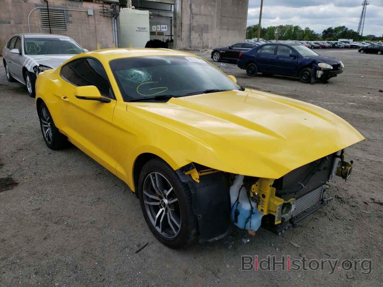 Photo 1FA6P8TH1F5374916 - FORD MUSTANG 2015