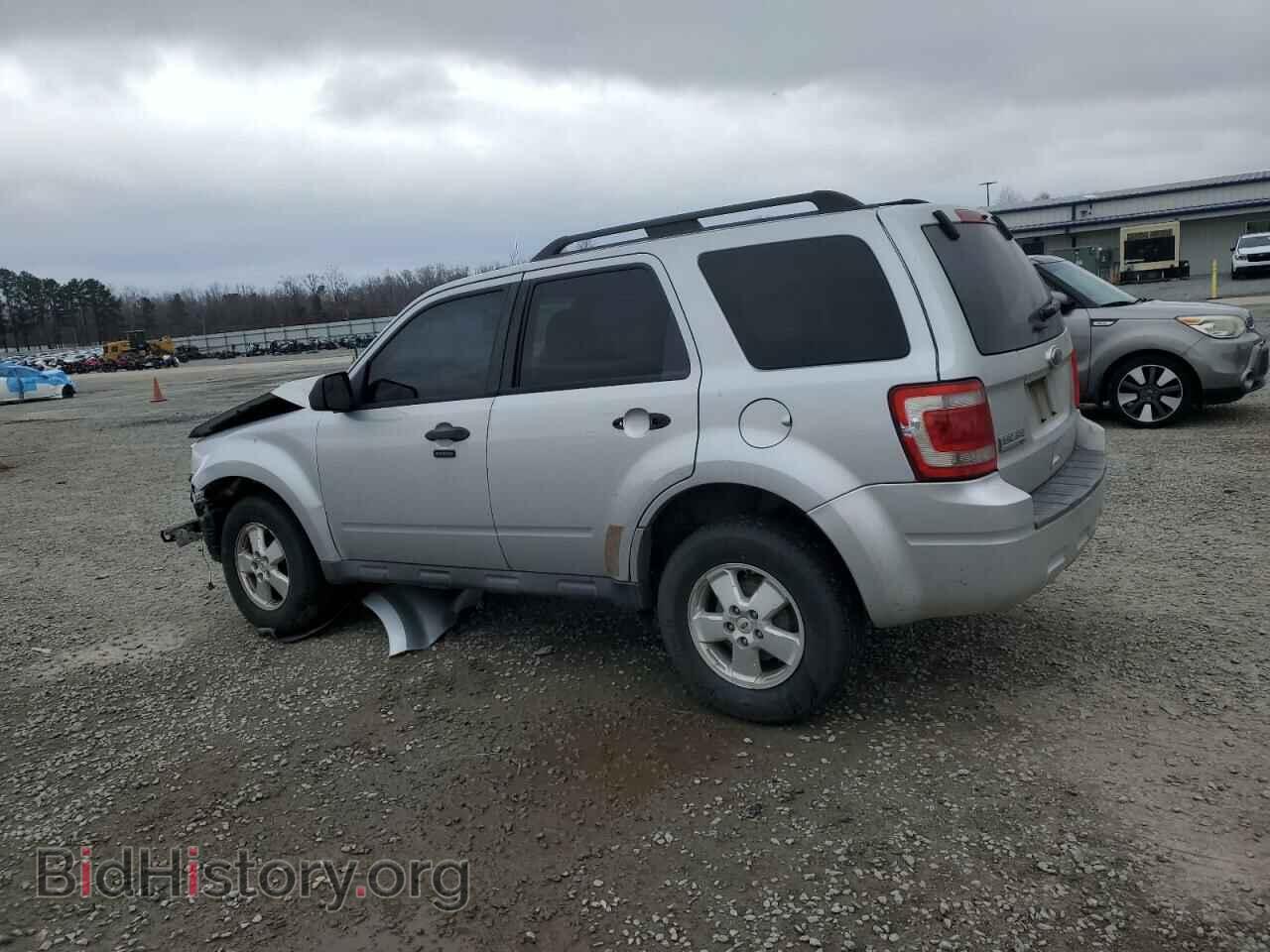 2011 FORD ESCAPE - VIN: 1FMCU9D78BKC11737 - Фото 2