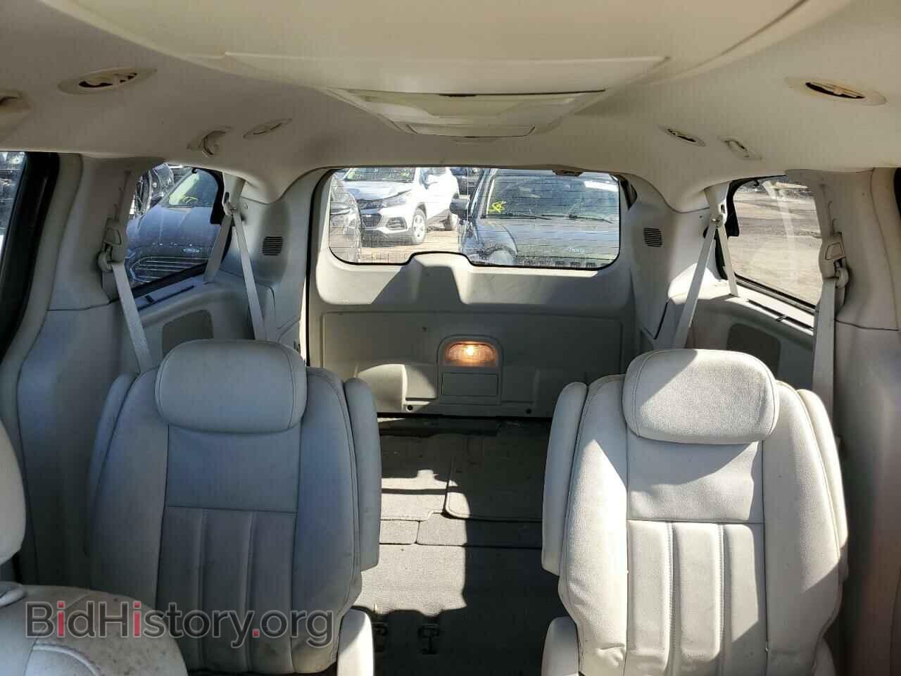 2009 CHRYSLER MINIVAN - VIN: 2A8HR54129R609725 - Фото 10