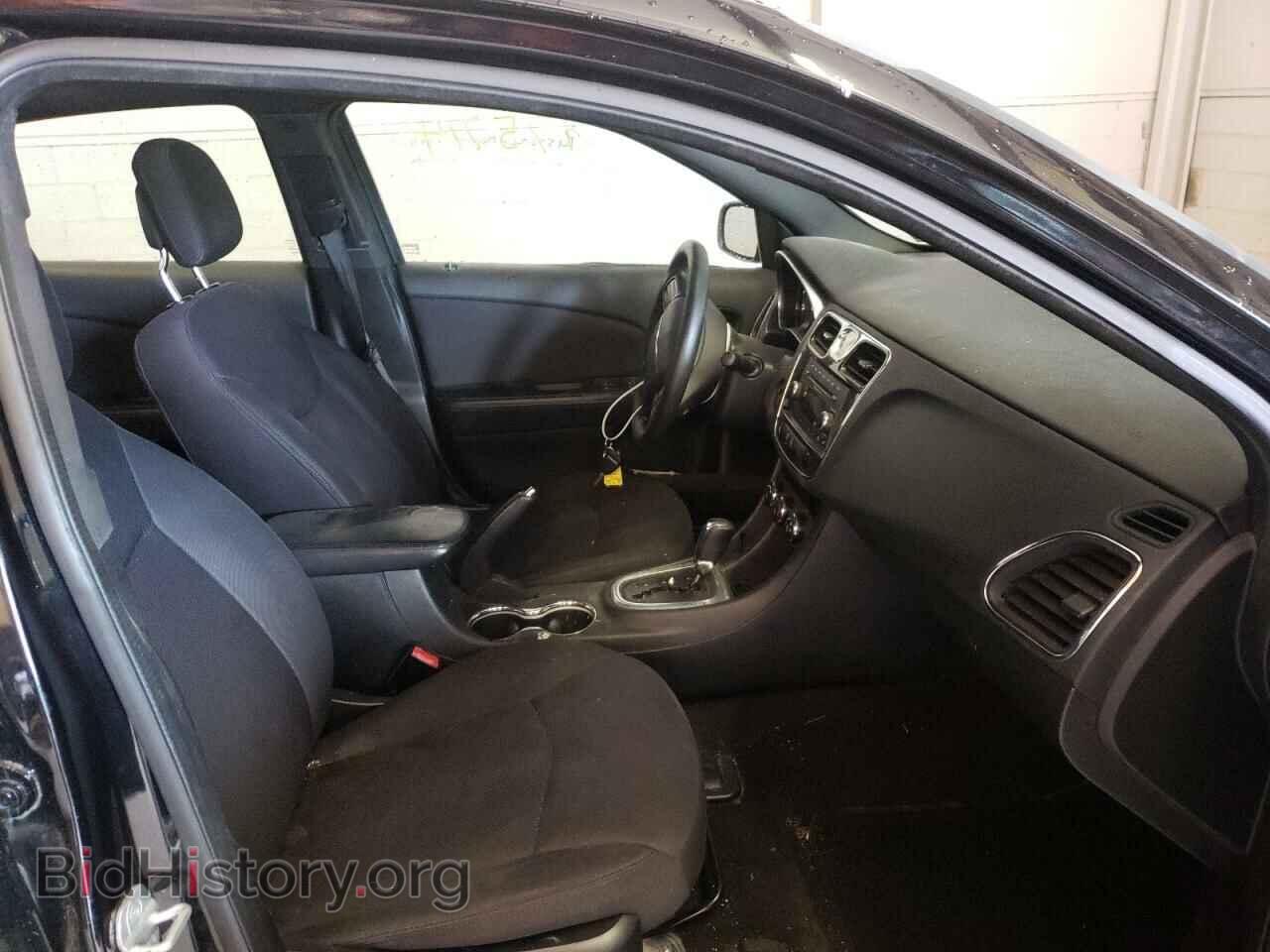 2012 CHRYSLER 200 - VIN: 1C3CCBAB7CN321030 - Photo 5