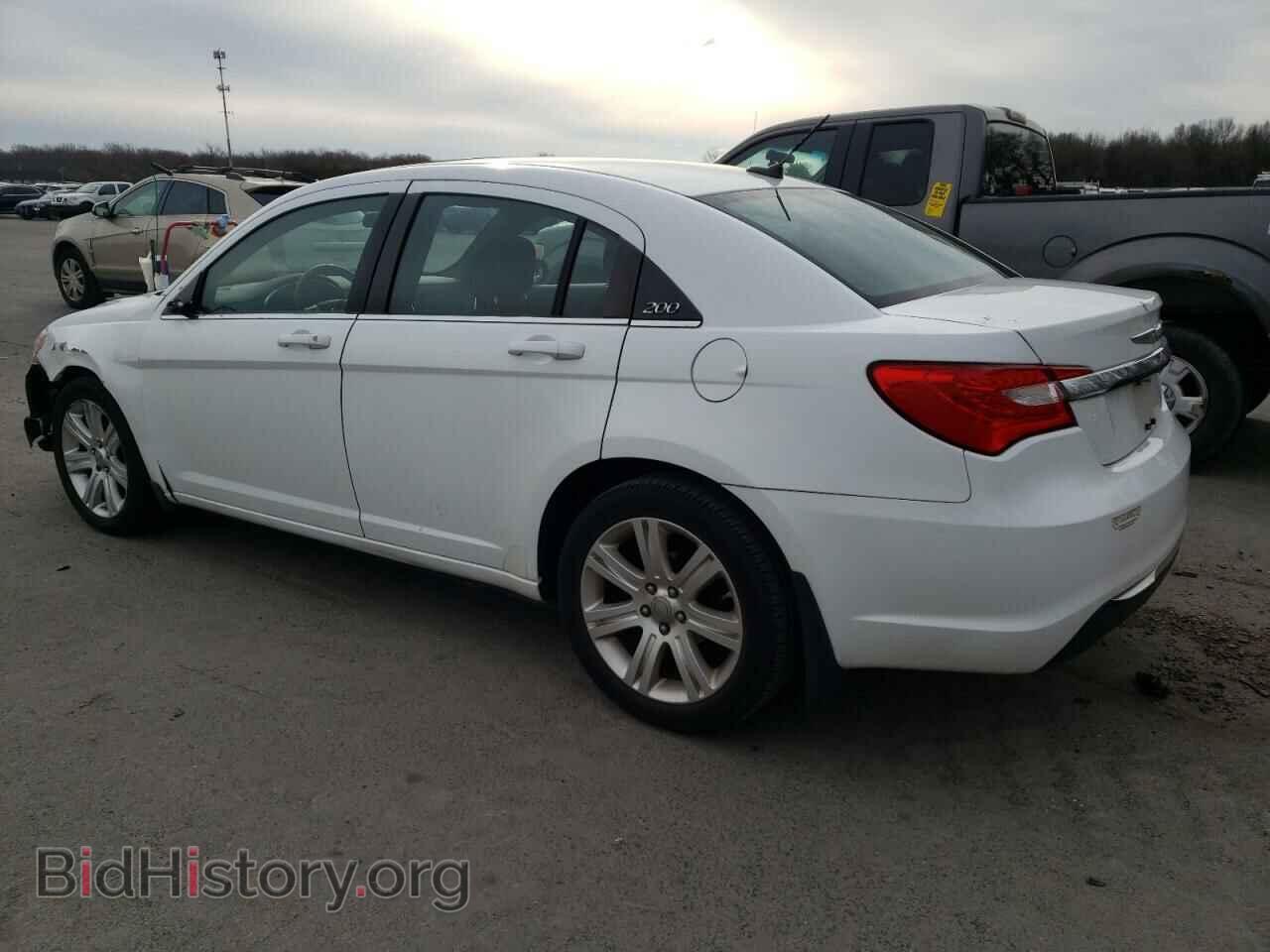 2012 CHRYSLER 200 - VIN: 1C3CCBBB0CN230406 - Фото 2