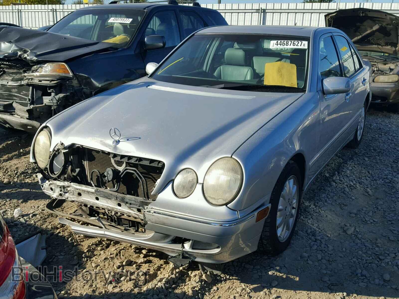 2000 MERCEDES-BENZ E 320 - VIN: WDBJF65J9YB092313 - Фото 2