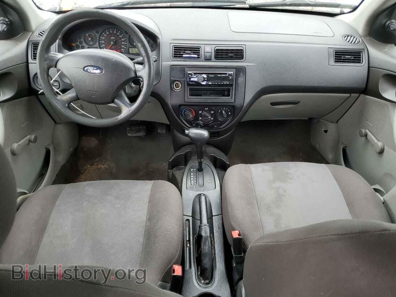2006 FORD FOCUS - VIN: 1FAFP34N36W190062 - Фото 8