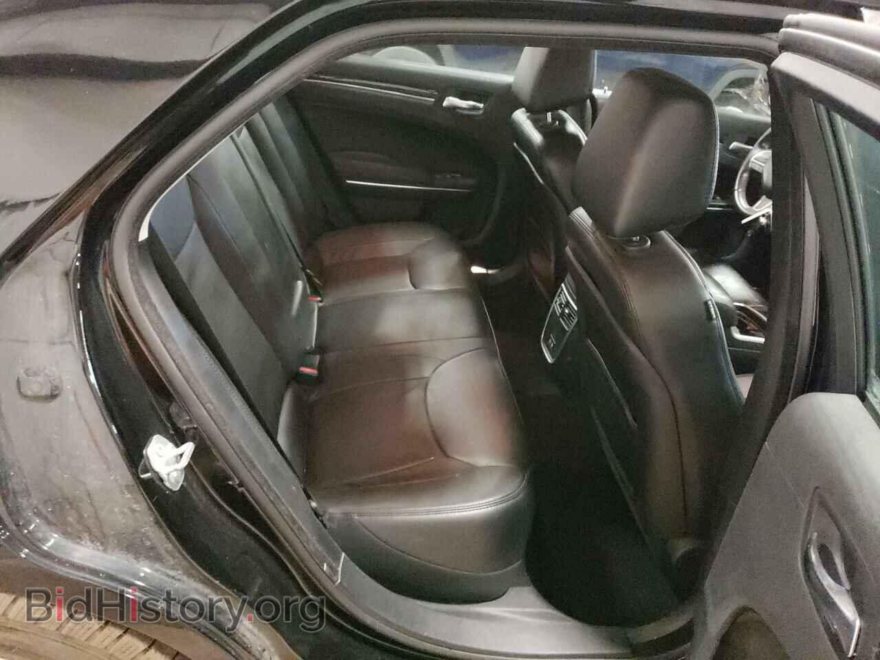 2016 CHRYSLER 300 - VIN: 2C3CCARG2GH171000 - Фото 10