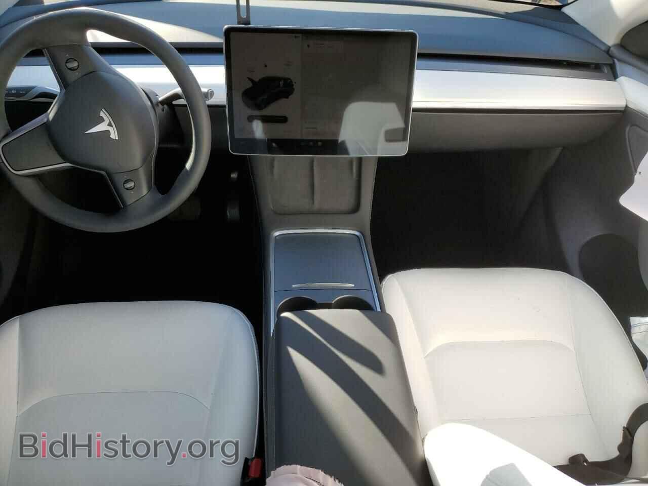 2024 TESLA MODEL Y - VIN: 7SAYGAEE3RF995061 - Фото 8