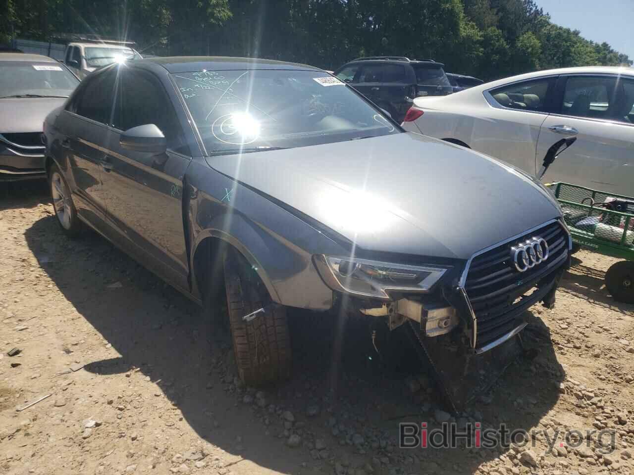 Photo WAUAUGFFXH1059069 - AUDI A3 2017