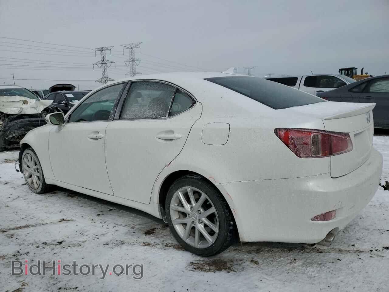 2011 LEXUS IS - VIN: JTHCE5C20B5000920 - Photo 2