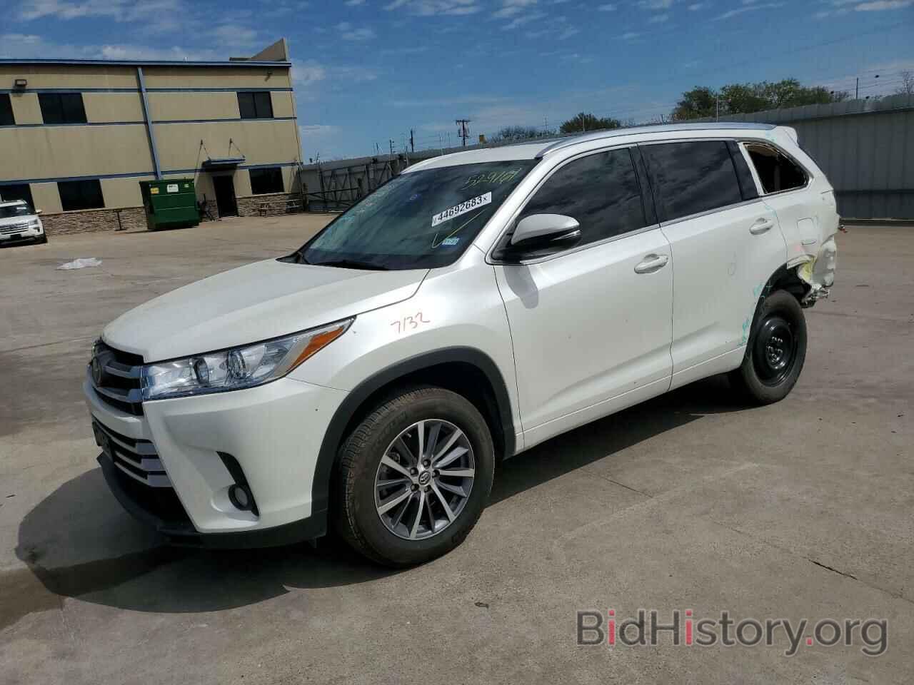 Photo 5TDKZRFH8JS529761 - TOYOTA HIGHLANDER 2018