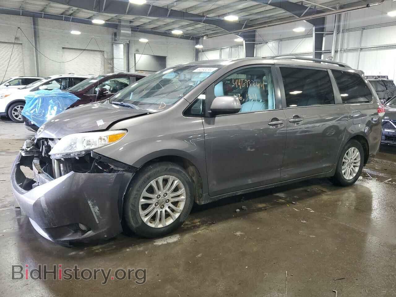Photo 5TDYK3DC0CS212675 - TOYOTA All Models 2012