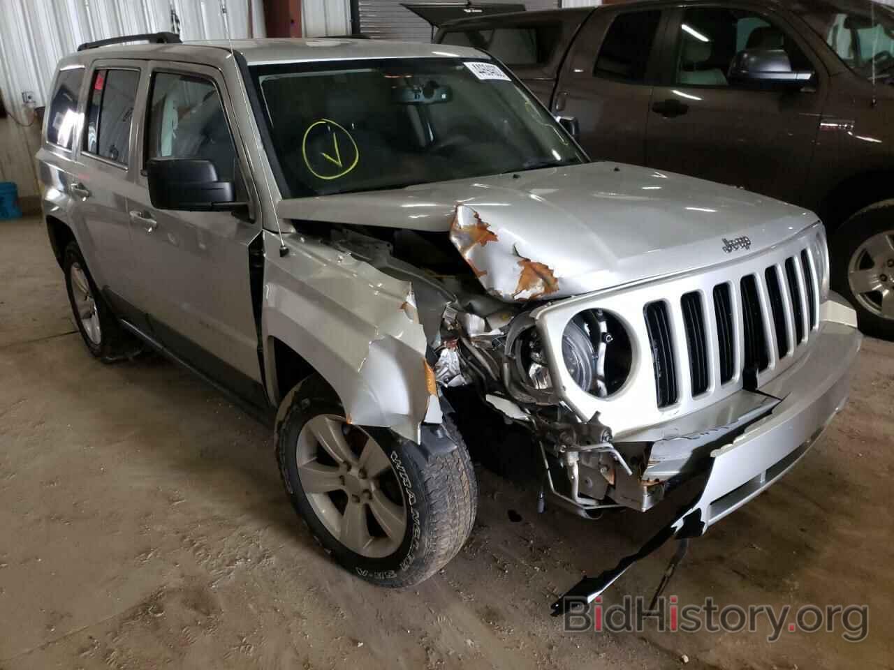 Photo 1C4NJRAB7ED568995 - JEEP PATRIOT 2014