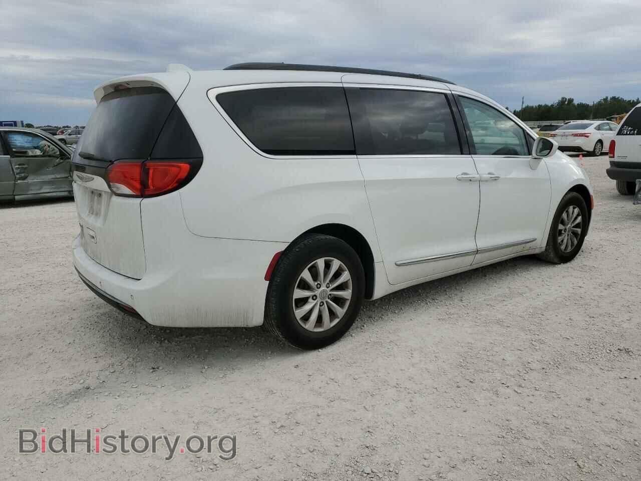 2017 CHRYSLER PACIFICA - VIN: 2C4RC1BG7HR720010 - Photo 3