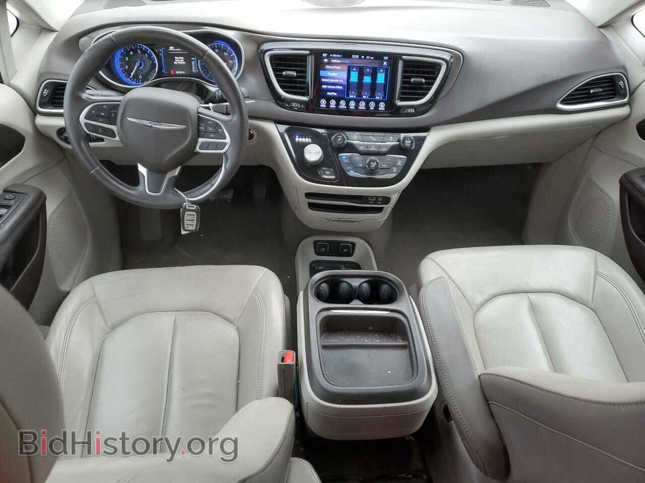 2017 CHRYSLER PACIFICA - VIN: 2C4RC1BG7HR720010 - Photo 8
