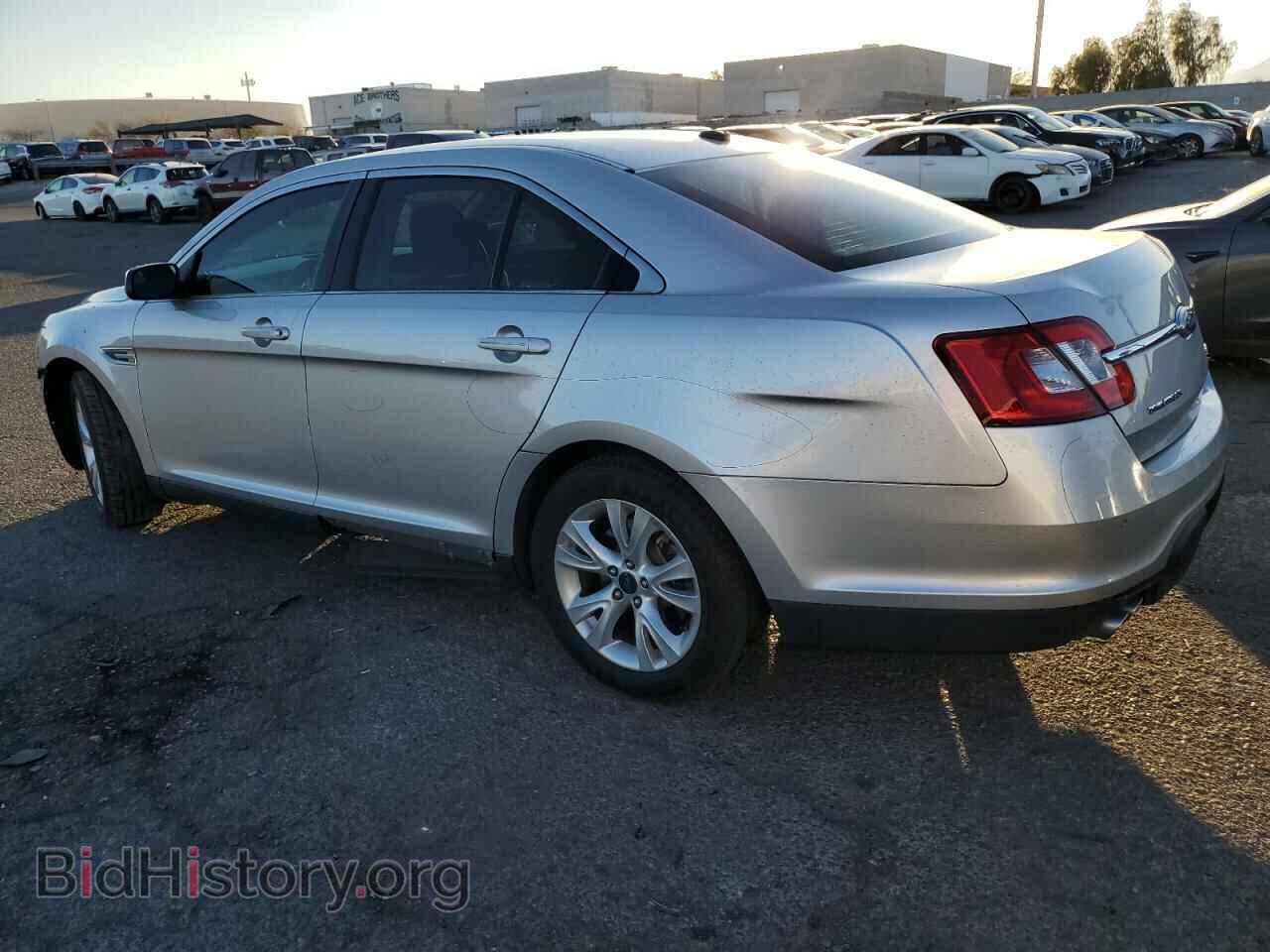 2011 FORD TAURUS - VIN: 1FAHP2EW1BG179883 - Фото 2