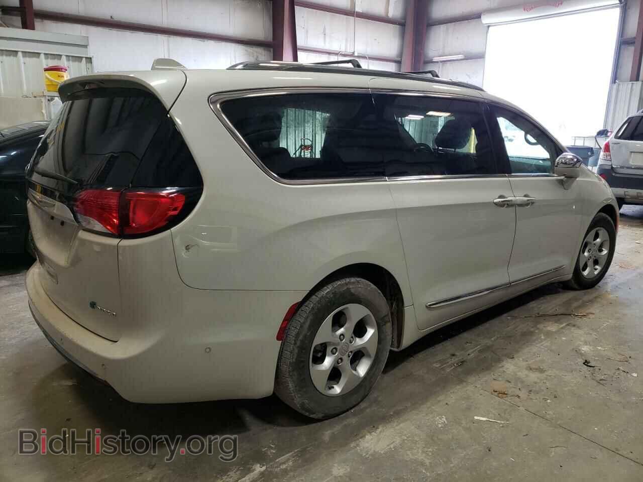 2017 CHRYSLER PACIFICA - VIN: 2C4RC1N74HR712457 - Фото 3