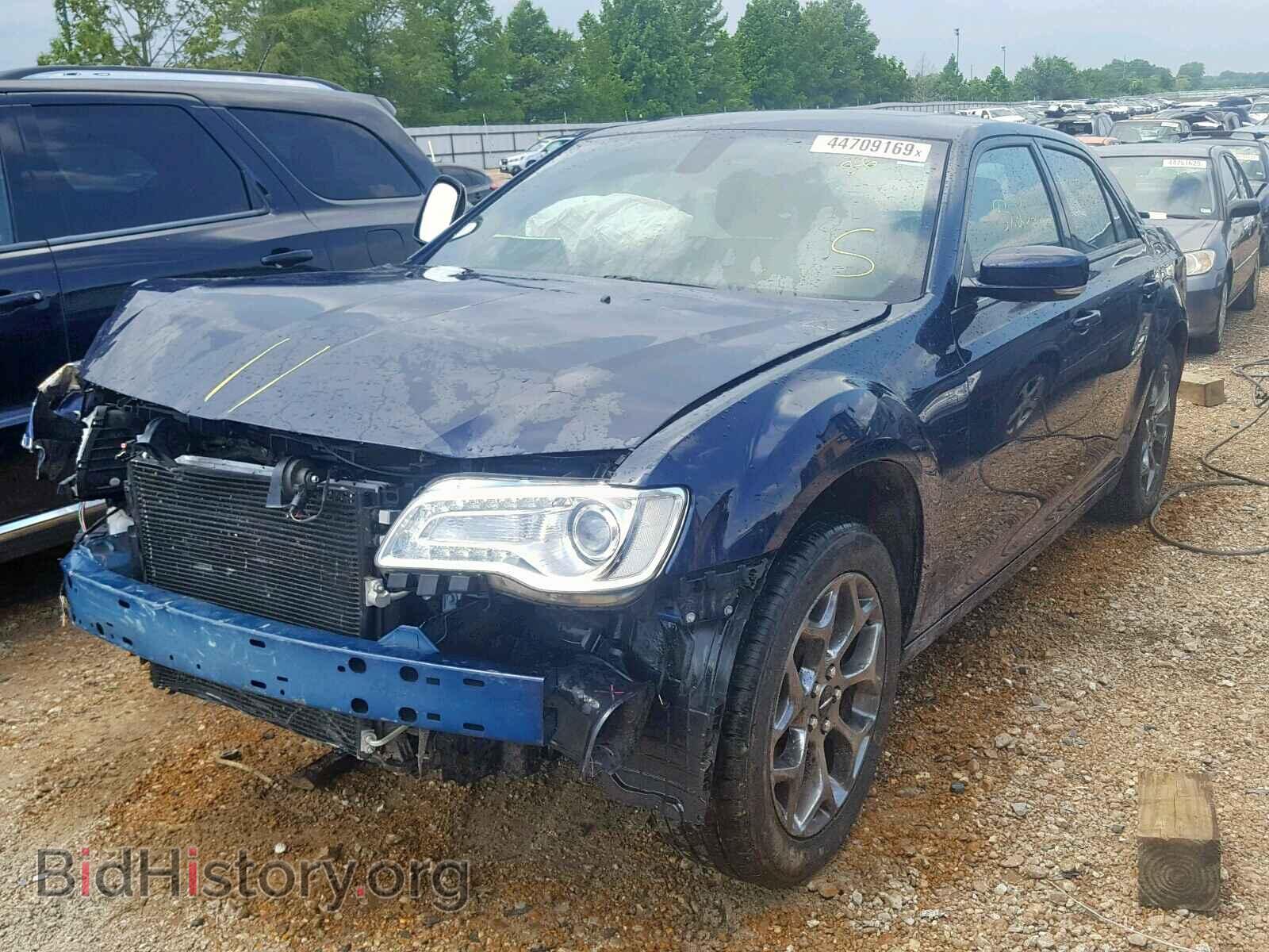 2016 CHRYSLER 300 - VIN: 2C3CCAGG7GH225054 - Фото 2