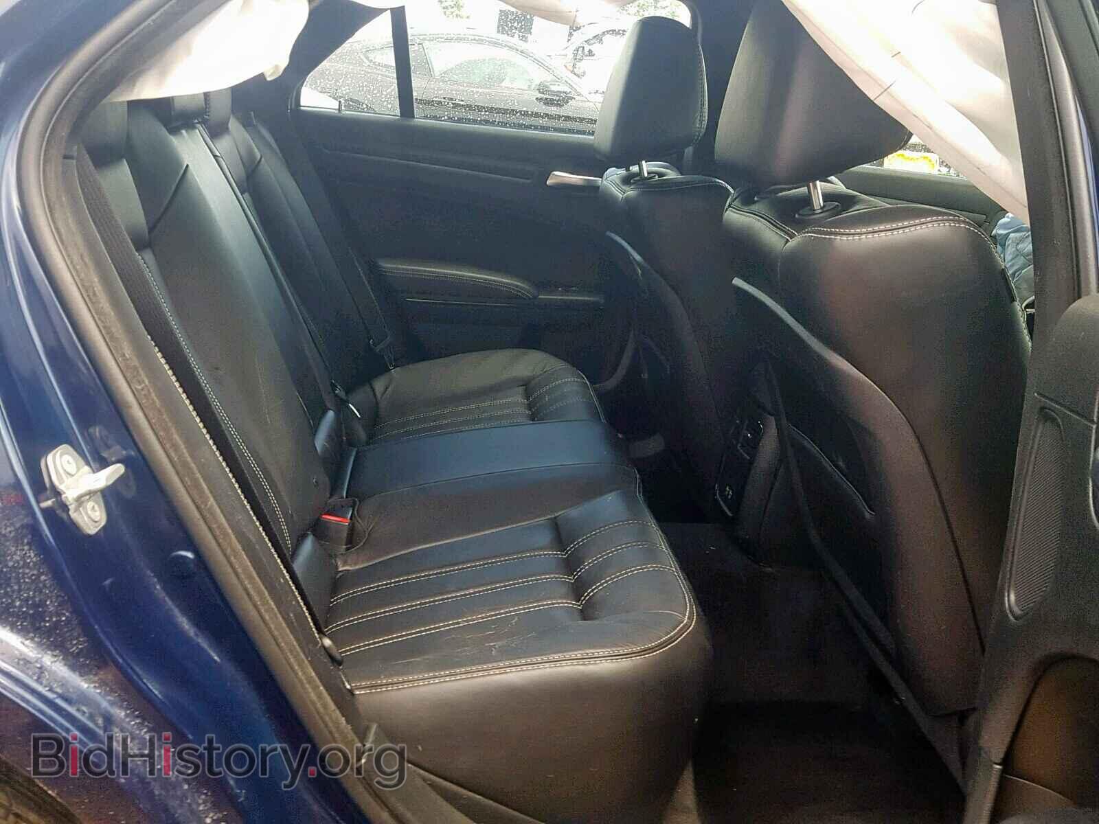 2016 CHRYSLER 300 - VIN: 2C3CCAGG7GH225054 - Фото 6